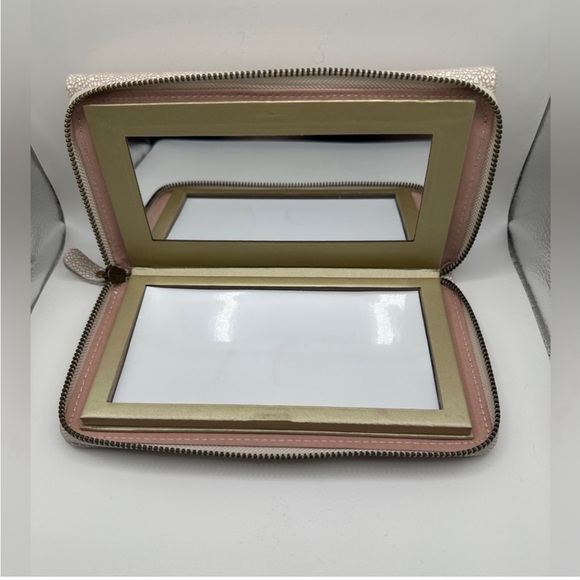 Seint-Beautiful Salmon colored clutch or cross body - Picture 4 of 6